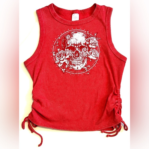 No Boundaries Other - No Boundaries Red Skull Graphic Juniors Ribbed Tank Top Size 11-13